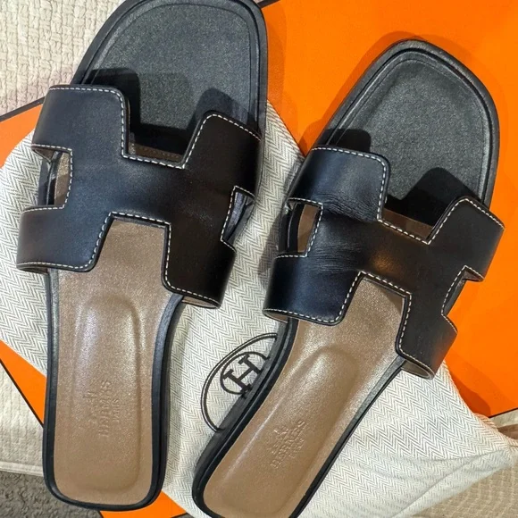 Hermes Oran Black Sandals - Picture 6 of 6